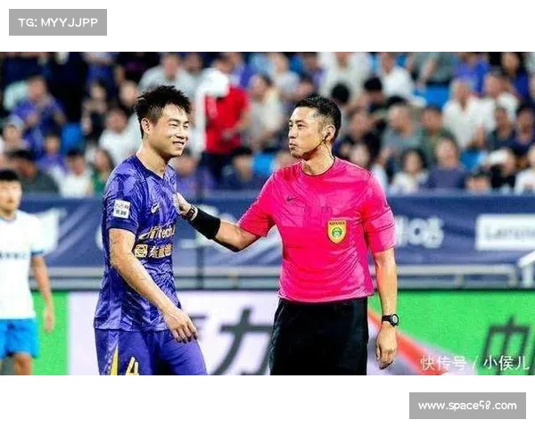 杨帆：进球被判无效后或许在那个时刻大家有些情绪低落